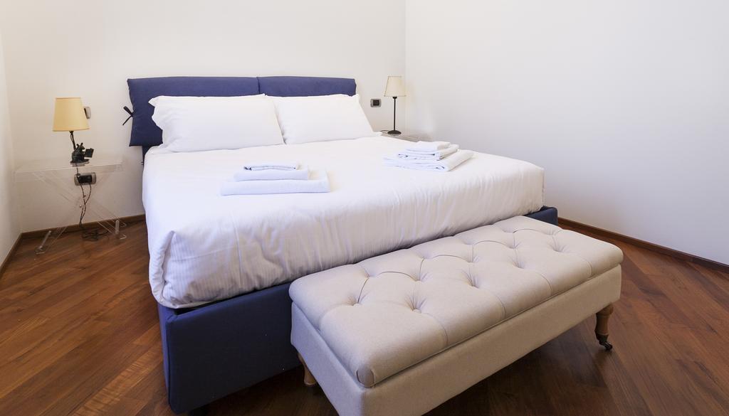 Italianway-Brisa Appartement Milaan Buitenkant foto